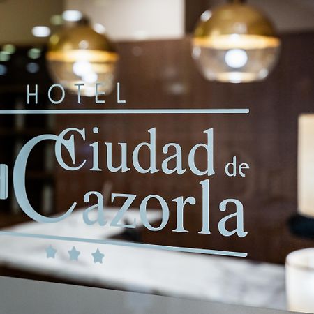 Hotel Ciudad De กาซอร์ลา ภายนอก รูปภาพ