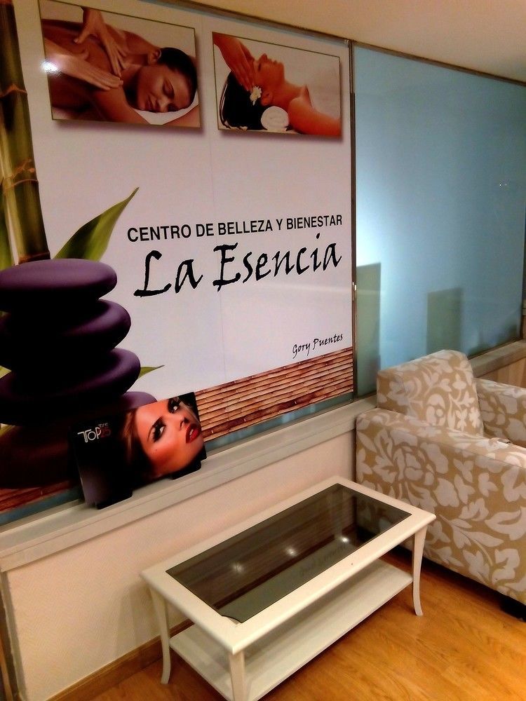 Hotel Ciudad De กาซอร์ลา ภายนอก รูปภาพ